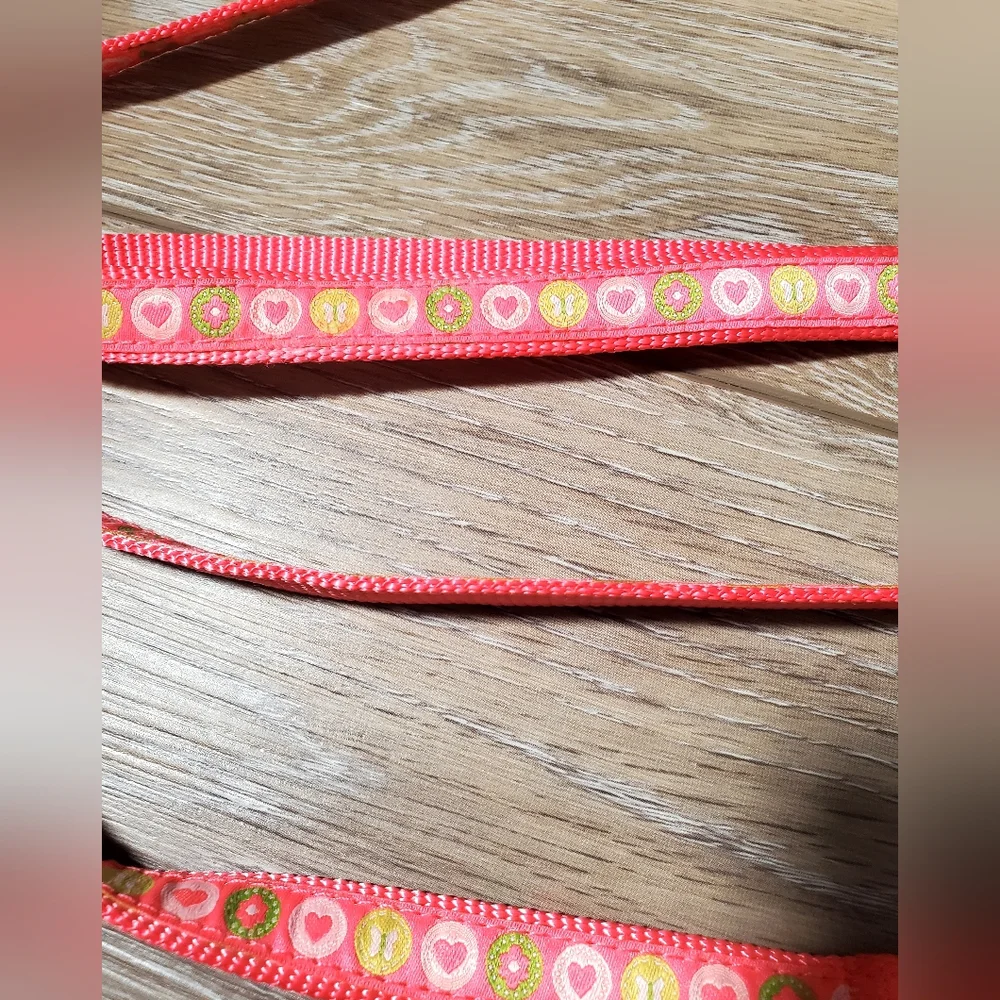 New Martha Stewart pink floral & hearts 6 ft. Dog leash
